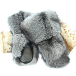 Deluxe snowmobile fur mittens in Silver fox