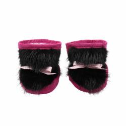 pantoufle pour bébé en suède rose et fourrure de castor noir
