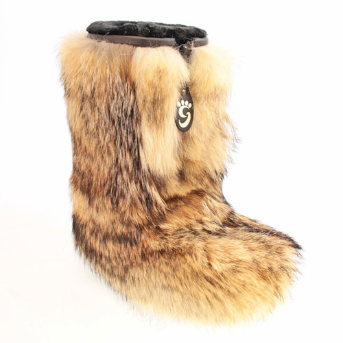 area around pool table